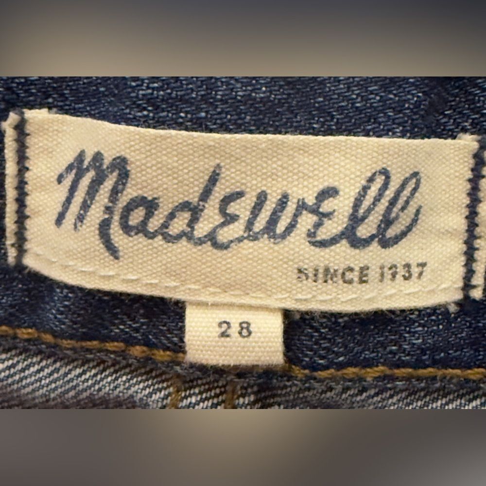 Madewell Blue Denim 100% Cotton Distressed Shorts. 28. - Picture 4 of 6